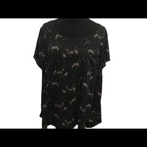 Torrid blouse size 2